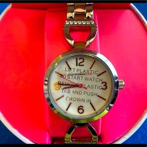 Isaac Mizrahi Live Watch